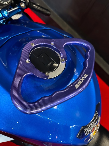 SUZUKI MOTOS GSX R 1000 SRAD /2013 EXCLUSIVO VEÍCULOS SANTA CRUZ DO SUL / Carros no Vale