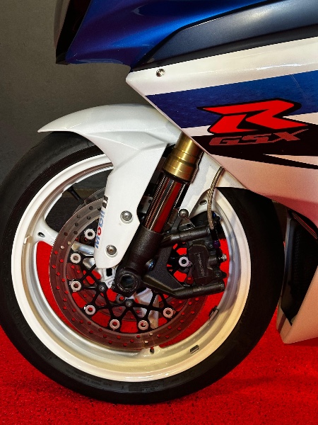 SUZUKI MOTOS GSX R 1000 SRAD /2013 EXCLUSIVO VEÍCULOS SANTA CRUZ DO SUL / Carros no Vale
