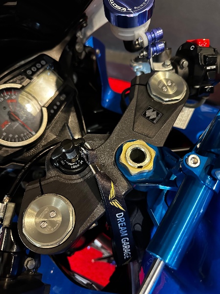 SUZUKI MOTOS GSX R 1000 SRAD /2013 EXCLUSIVO VEÍCULOS SANTA CRUZ DO SUL / Carros no Vale