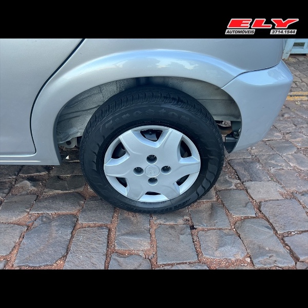CHEVROLET CELTA 1.0 2014/2014 ELY AUTOMÓVEIS LAJEADO / Carros no Vale