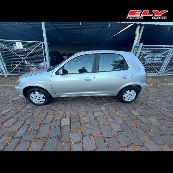 CHEVROLET CELTA 1.0 2014/2014 ELY AUTOMÓVEIS LAJEADO / Carros no Vale