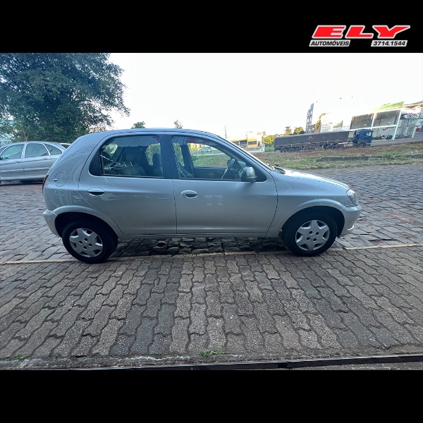CHEVROLET CELTA 1.0 2014/2014 ELY AUTOMÓVEIS LAJEADO / Carros no Vale
