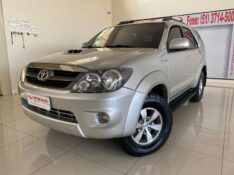 TOYOTA HILUX SW4 3.0 SRV 4X4 16V TURBO INTERCOOLER DIESEL 4P AUTOMÁTICO 2006/2006 TONHO AUTOMÓVEIS LAJEADO / Carros no Vale