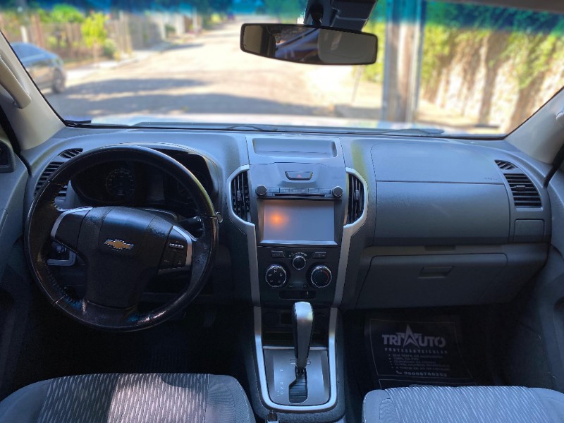 CHEVROLET S-10 PICK-UP LT 2.8 TDI 4X4 CD DIESEL AUT 2015/2016 ESTAÇÃO DO CARRO ESTRELA / Carros no Vale