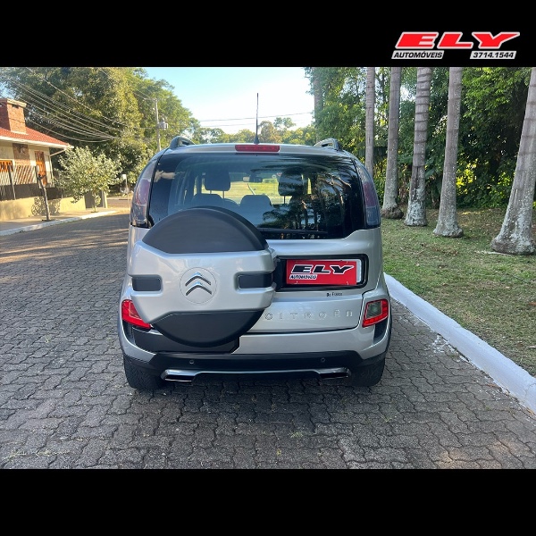 CITROEN AIRCROSS EXCLUSIVE 1.6 2015/2015 ELY AUTOMÓVEIS LAJEADO / Carros no Vale