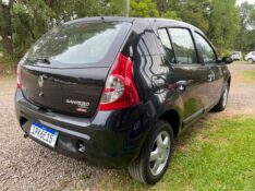 RENAULT SANDERO 1.0 EXPRESSION 16V /2009 MENEGHINI VEÍCULOS ARROIO DO MEIO / Carros no Vale