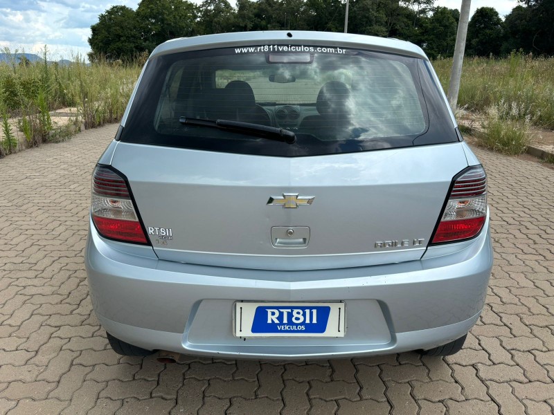 CHEVROLET AGILE 1.4 LT 8V /2013 RT 811 VEÍCULOS ARROIO DO MEIO / Carros no Vale
