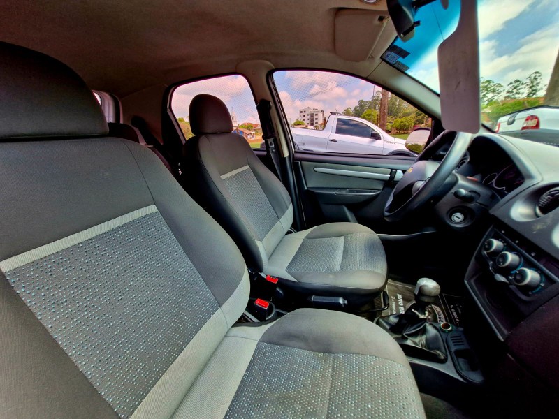 CHEVROLET CELTA 1.0 LT 2015/2015 CRUZEIRO MULTIMARCAS CRUZEIRO DO SUL / Carros no Vale