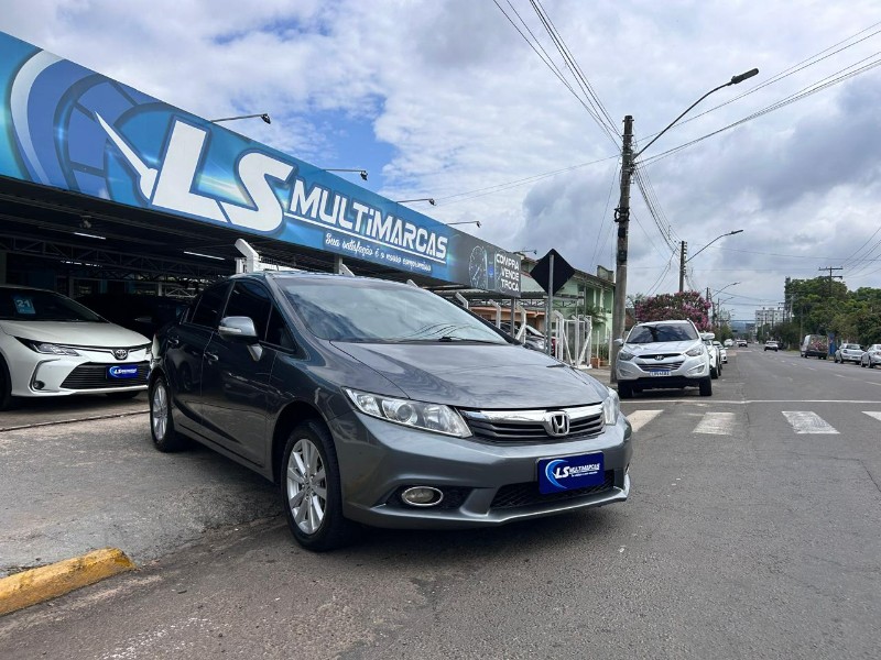 HONDA CIVIC SEDAN LXR 2.0 FLEXONE 16V AUT. 4P 2014/2014 LS MULTIMARCAS VENÂNCIO AIRES / Carros no Vale