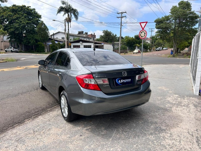 HONDA CIVIC SEDAN LXR 2.0 FLEXONE 16V AUT. 4P 2014/2014 LS MULTIMARCAS VENÂNCIO AIRES / Carros no Vale
