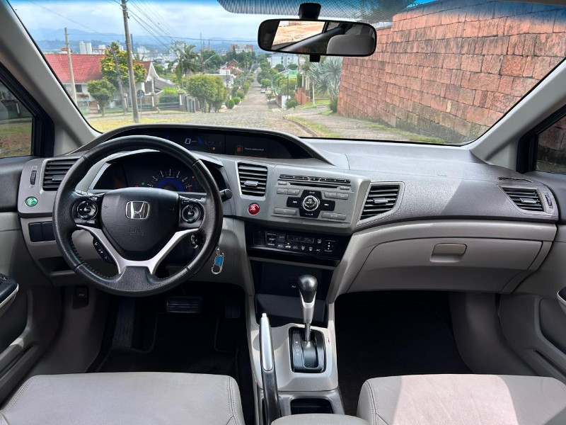 HONDA CIVIC SEDAN LXR 2.0 FLEXONE 16V AUT. 4P 2014/2014 LS MULTIMARCAS VENÂNCIO AIRES / Carros no Vale
