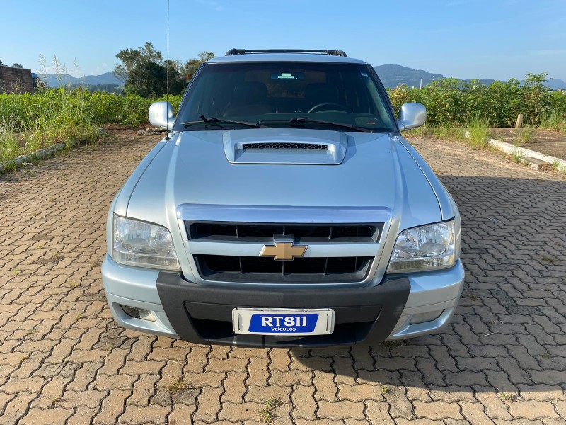 CHEVROLET BLAZER ADVANTAGE /2009 RT 811 VEÍCULOS ARROIO DO MEIO / Carros no Vale