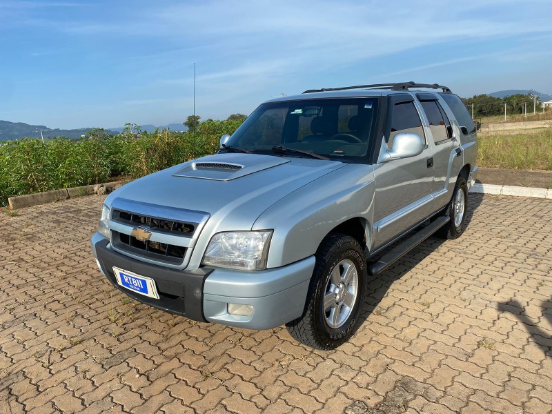 CHEVROLET BLAZER ADVANTAGE /2009 RT 811 VEÍCULOS ARROIO DO MEIO / Carros no Vale