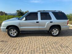 CHEVROLET BLAZER ADVANTAGE /2009 RT 811 VEÍCULOS ARROIO DO MEIO / Carros no Vale