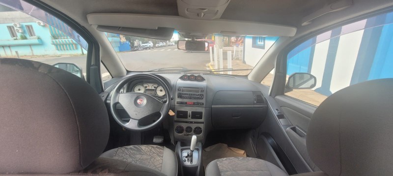 FIAT IDEA 1.8 MPI ADVENTURE 8V FLEX 4P AUTOMATIZADO 2010/2010 ADRIANO VEÍCULOS CRUZEIRO DO SUL / Carros no Vale
