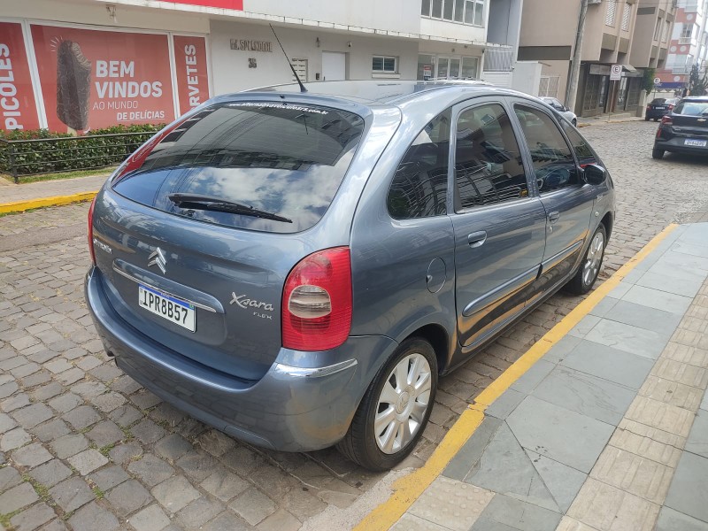 CITROEN XSARA PICASSO GLX 1.6 2008/2009 ALTERNATIVA VEÍCULOS LAJEADO / Carros no Vale