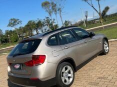 BMW X1 2.0 16V GASOLINA SDRIVE18I 4P AUTOMÁTICO /2012 NEURI VEÍCULOS LAJEADO / Carros no Vale