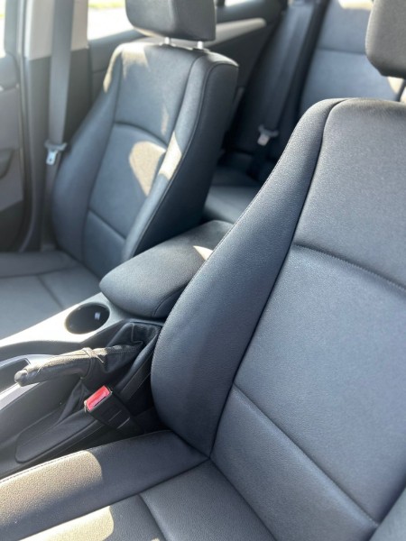 BMW X1 2.0 16V GASOLINA SDRIVE18I 4P AUTOMÁTICO /2012 NEURI VEÍCULOS LAJEADO / Carros no Vale