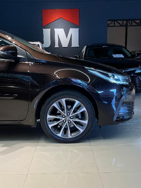 TOYOTA COROLLA 2.0 ALTIS 16V 2017/2018 JM AUTOMÓVEIS VENÂNCIO AIRES / Carros no Vale