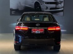 TOYOTA COROLLA 2.0 ALTIS 16V 2017/2018 JM AUTOMÓVEIS VENÂNCIO AIRES / Carros no Vale