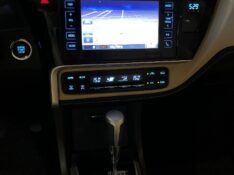 TOYOTA COROLLA 2.0 ALTIS 16V 2017/2018 JM AUTOMÓVEIS VENÂNCIO AIRES / Carros no Vale