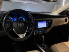 TOYOTA COROLLA 2.0 ALTIS 16V 2017/2018 JM AUTOMÓVEIS VENÂNCIO AIRES / Carros no Vale