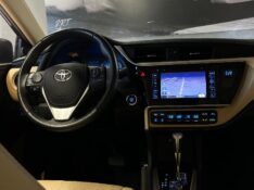 TOYOTA COROLLA 2.0 ALTIS 16V 2017/2018 JM AUTOMÓVEIS VENÂNCIO AIRES / Carros no Vale
