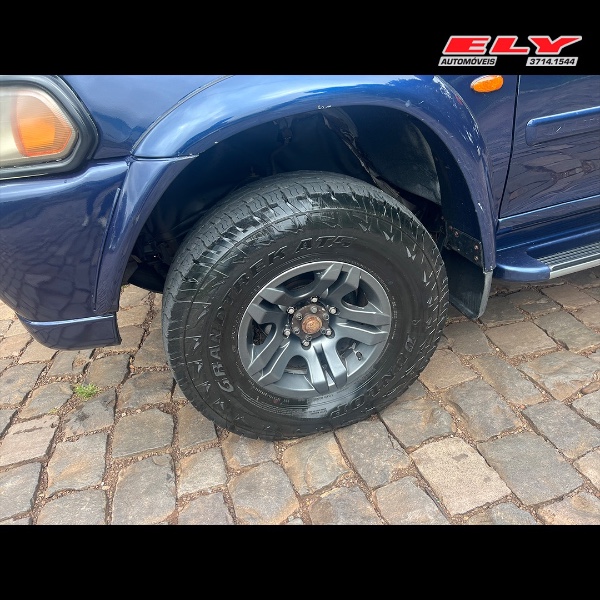 MITSUBISHI PAJERO SPORT 4X4 2.5 TURBO INTERCOOLER 8V 2001/2001 ELY AUTOMÓVEIS LAJEADO / Carros no Vale