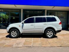 MITSUBISHI PAJERO DAKAR 3.2 4X4 16V 2013/2013 SÉTIMA VEÍCULOS GUAPORÉ / Carros no Vale