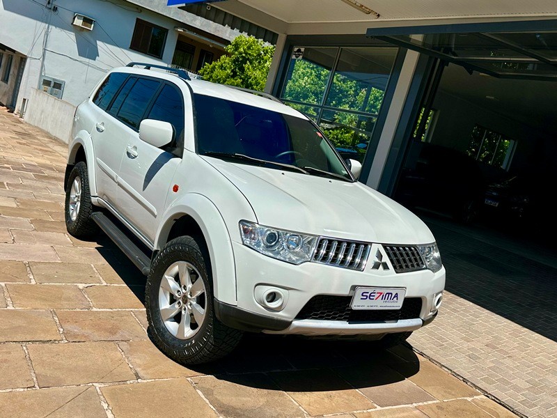 MITSUBISHI PAJERO DAKAR 3.2 4X4 16V 2013/2013 SÉTIMA VEÍCULOS GUAPORÉ / Carros no Vale