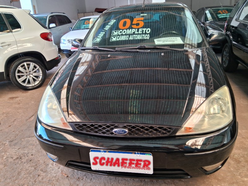 FORD FOCUS SEDAN 2.0 16V 2005/2005 SCHAEFER AUTOMÓVEIS TEUTÔNIA / Carros no Vale
