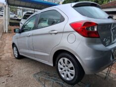 FORD KA 1.0 SE 2015/2015 SCHAEFER AUTOMÓVEIS TEUTÔNIA / Carros no Vale