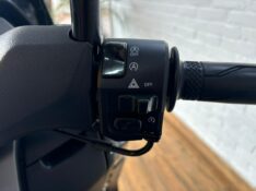 YAMAHA NMAX 160 ABS /2022 RT 811 VEÍCULOS ARROIO DO MEIO / Carros no Vale