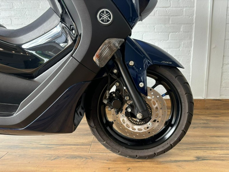 YAMAHA NMAX 160 ABS /2022 RT 811 VEÍCULOS ARROIO DO MEIO / Carros no Vale