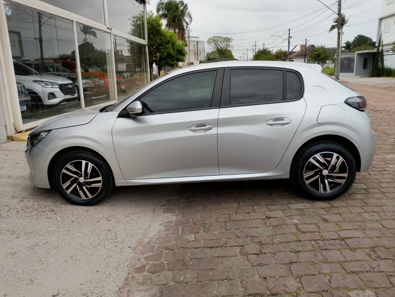 PEUGEOT 208 LIKE /2022 CHIMA VEÍCULOS VENÂNCIO AIRES / Carros no Vale