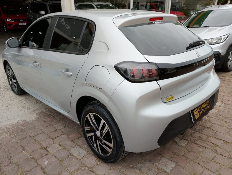 PEUGEOT 208 LIKE /2022 CHIMA VEÍCULOS VENÂNCIO AIRES / Carros no Vale
