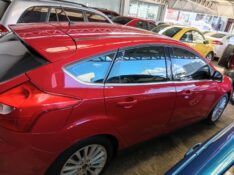 FORD FOCUS TITANIUM 2.0 2015/2015 SCHAEFER AUTOMÓVEIS TEUTÔNIA / Carros no Vale