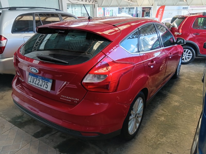 FORD FOCUS TITANIUM 2.0 2015/2015 SCHAEFER AUTOMÓVEIS TEUTÔNIA / Carros no Vale