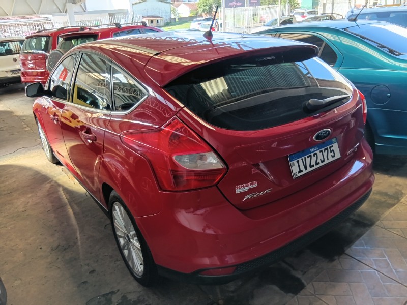 FORD FOCUS TITANIUM 2.0 2015/2015 SCHAEFER AUTOMÓVEIS TEUTÔNIA / Carros no Vale