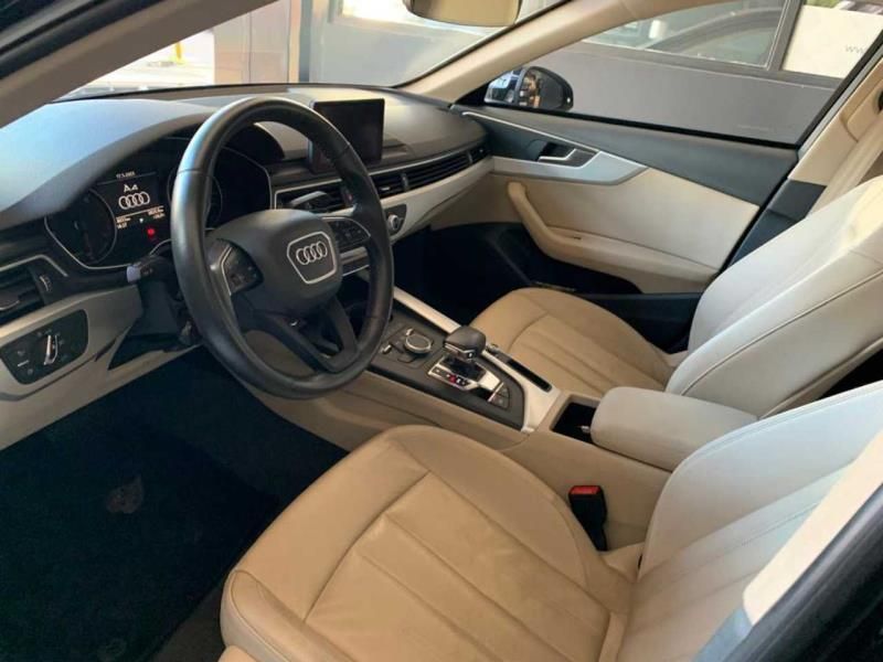 AUDI A4 2.0 TFSI ATTRACTION GASOLINA 4P S TRONIC 2017/2018 FÁBIO BERNARDES PORTO ALEGRE / Carros no Vale