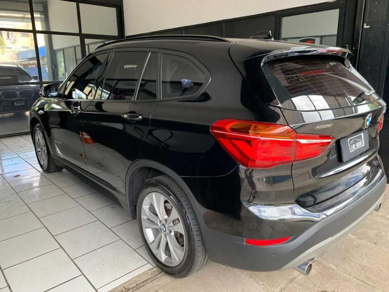 BMW X1 2.0 16V TURBO ACTIVEFLEX SDRIVE20I 4P AUTOMÁTICO 2018/2018 FÁBIO BERNARDES PORTO ALEGRE / Carros no Vale