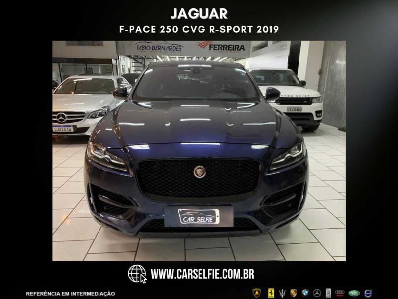 JAGUAR F-PACE 2.0 16V INGENIUM R-SPORT AWD 4P AUTOMÁTICO 2019/2019 FÁBIO BERNARDES PORTO ALEGRE / Carros no Vale