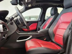 JAGUAR F-PACE 2.0 16V INGENIUM R-SPORT AWD 4P AUTOMÁTICO 2019/2020 FÁBIO BERNARDES PORTO ALEGRE / Carros no Vale