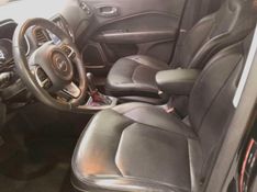 JEEP COMPASS 2.0 16V FLEX LONGITUDE AUTOMÁTICO 2018/2018 FÁBIO BERNARDES PORTO ALEGRE / Carros no Vale