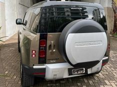 LAND ROVER DEFENDER 2.0 P300 GASOLINA 90 SE AWD AUTOMÁTICO 2021/2022 FÁBIO BERNARDES PORTO ALEGRE / Carros no Vale
