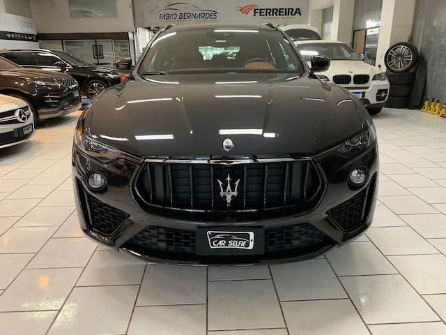 MASERATI LEVANTE 2.0 TURBO HYBRID GT AUTOMÁTICO 2022/2022 FÁBIO BERNARDES PORTO ALEGRE / Carros no Vale