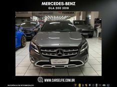 MERCEDES-BENZ GLA 200 1.6 CGI FLEX ENDURO 7G-DCT 2017/2018 FÁBIO BERNARDES PORTO ALEGRE / Carros no Vale