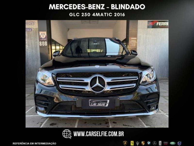 MERCEDES-BENZ GLC 250 2.0 CGI GASOLINA 4MATIC 9G-TRONIC 2015/2016 FÁBIO BERNARDES PORTO ALEGRE / Carros no Vale
