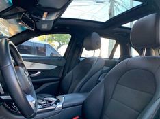 MERCEDES-BENZ GLC 250 2.0 CGI GASOLINA 4MATIC 9G-TRONIC 2015/2016 FÁBIO BERNARDES PORTO ALEGRE / Carros no Vale