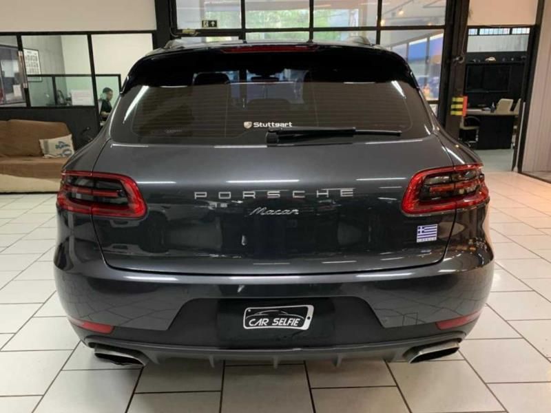 PORSCHE MACAN 2.0 16V GASOLINA 4P AUTOMÁTICO 2018/2018 FÁBIO BERNARDES PORTO ALEGRE / Carros no Vale